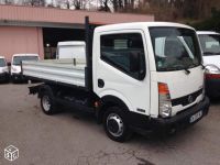 Nissan cabstar benne 35-12